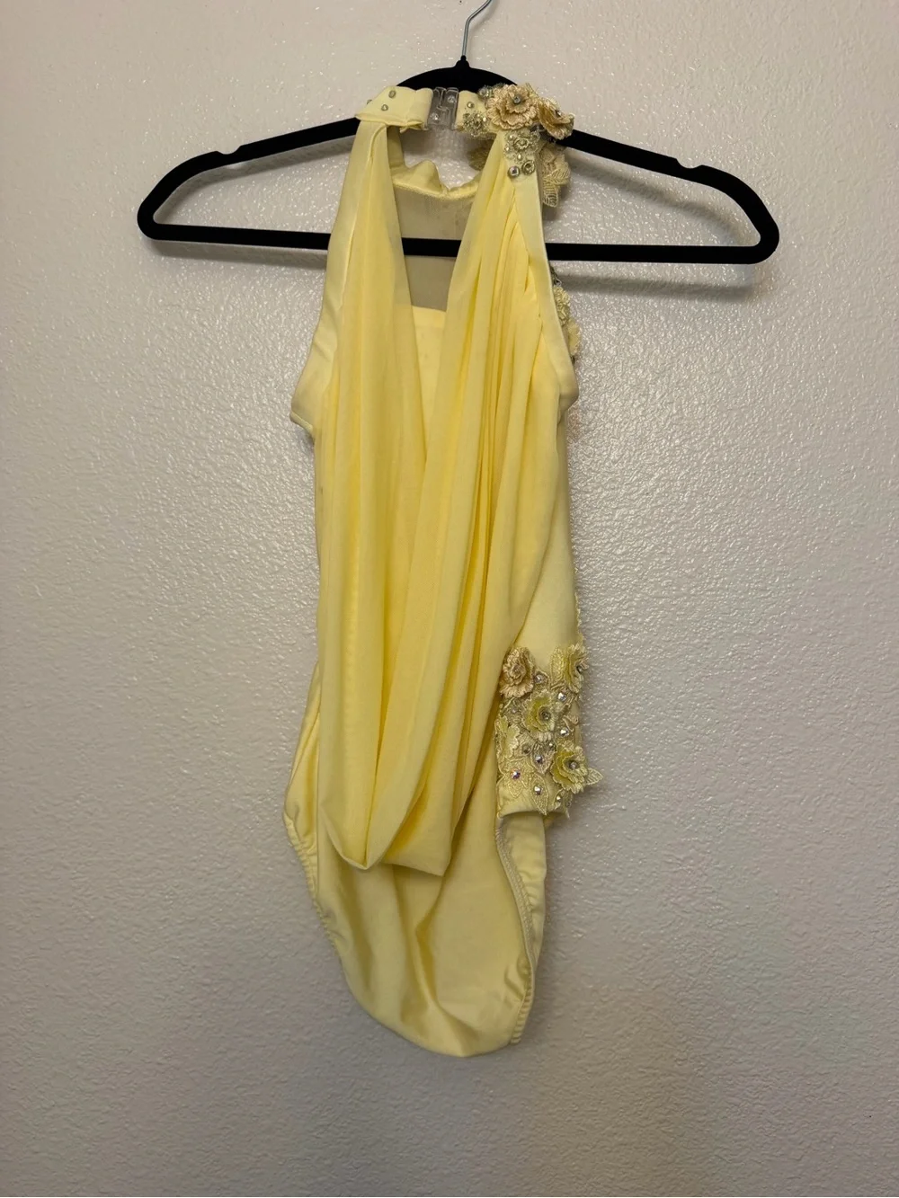 Glamour solo dance costume leotard pale yellow embellished rhinestone lace XSA